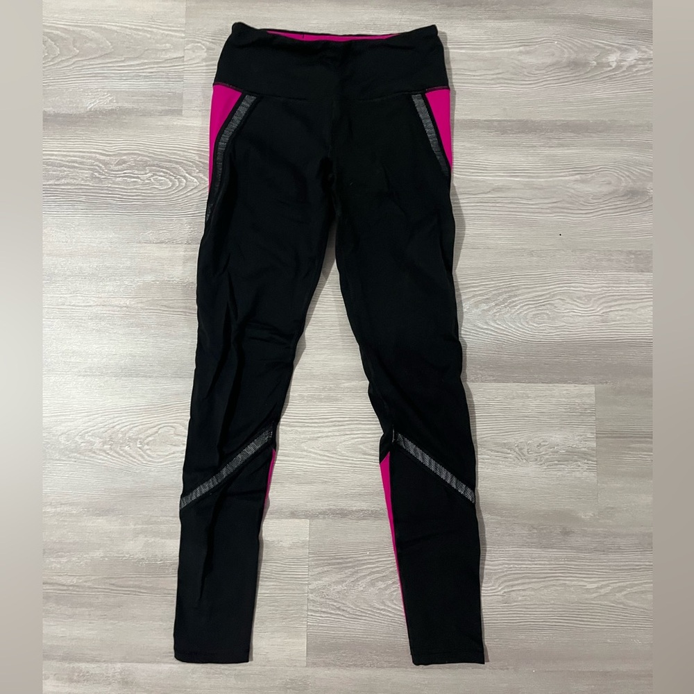 VSX Victorias Secret Black and Pink reflective Athletic Leggings size XS